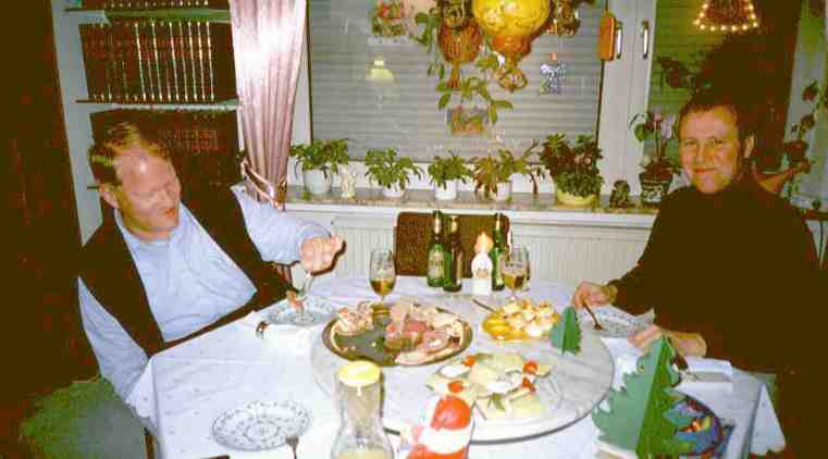 Frank Winkelmann (Winki) und Holli bei Annettes leckeren Hppchen